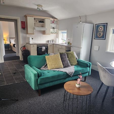 Cottage Style 2 Bedroom Apt In City, Near Utilita Arena & Free Parking Birmingham Eksteriør bilde